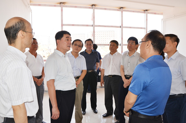 任建華調(diào)研.jpg 任建華調(diào)研.jpg