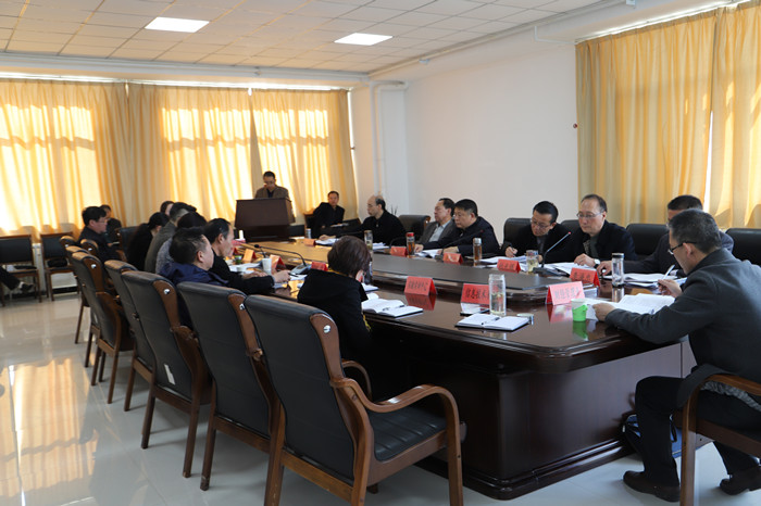 述職報(bào)告會(huì).jpg 述職報(bào)告會(huì).jpg